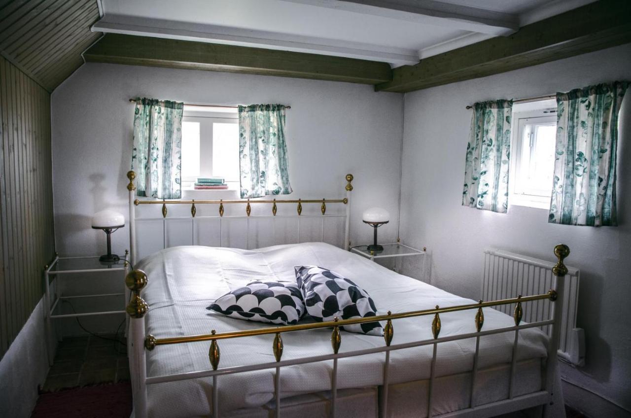 Aenggarde B&B Huse Exterior foto